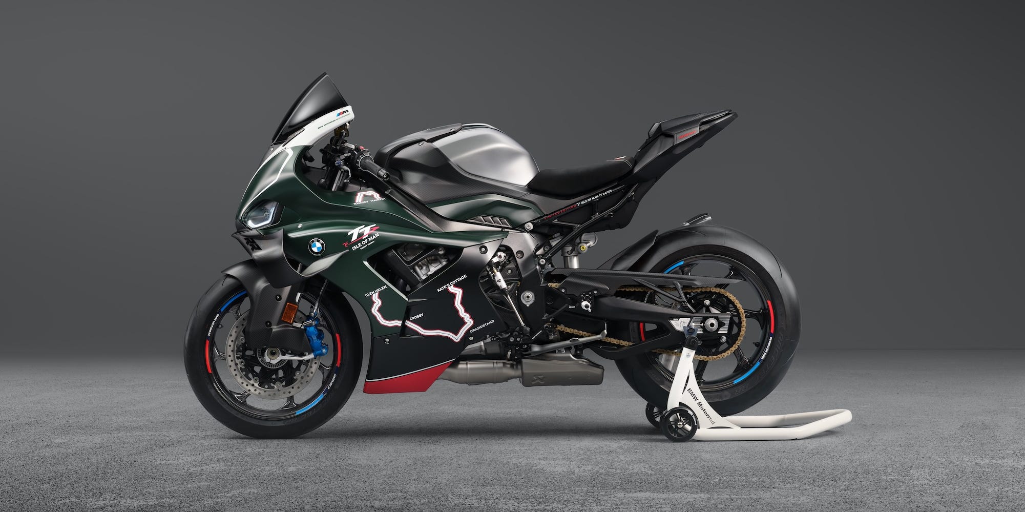 BMW Builds 115-Unit M1000 RR Isle of Man TT Special Edition