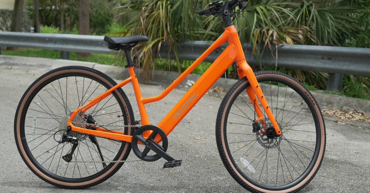 Velotric Tempo Review: A Lightweight Commuter E-Bike Done Right